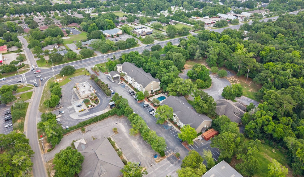More Photos Of 19751 S Greeno Rd, Fairhope Hotel For Sale