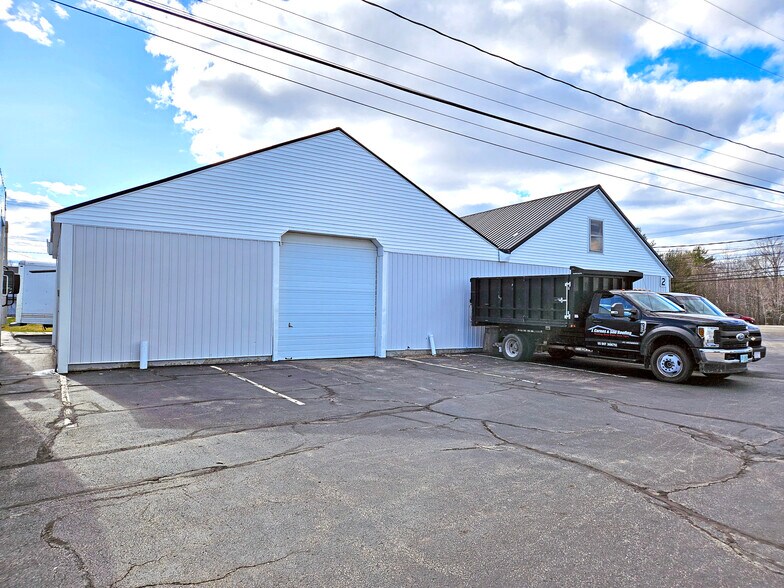 Primary Photo Of 1 Lafayette Rd, Hampton Industrial For Lease
