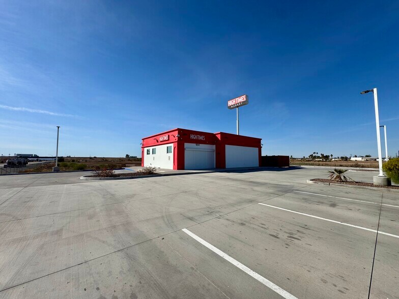 Primary Photo Of 1894 E Hobsonway, Blythe Fast Food For Sale