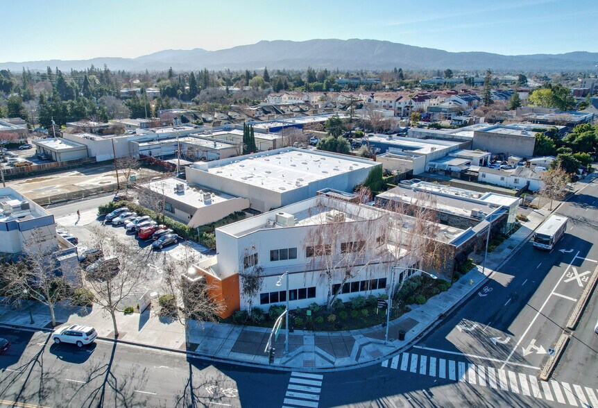 More Photos Of 476 E Campbell Ave, Campbell Unknown For Lease