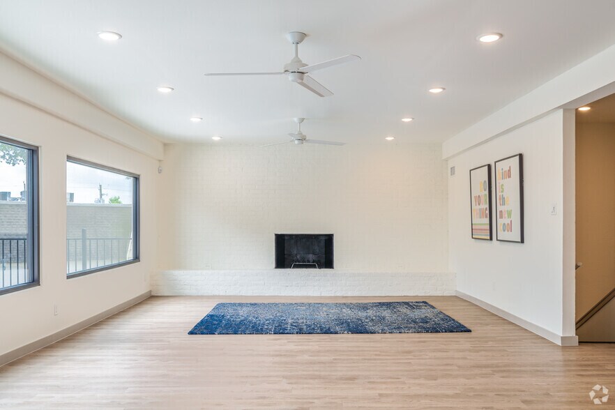 More Photos Of 333 Uvalde Rd, Houston Apartments For Sale