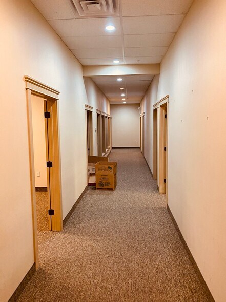 More Photos Of 517 W 100 N, Providence Loft Creative Space For Sale