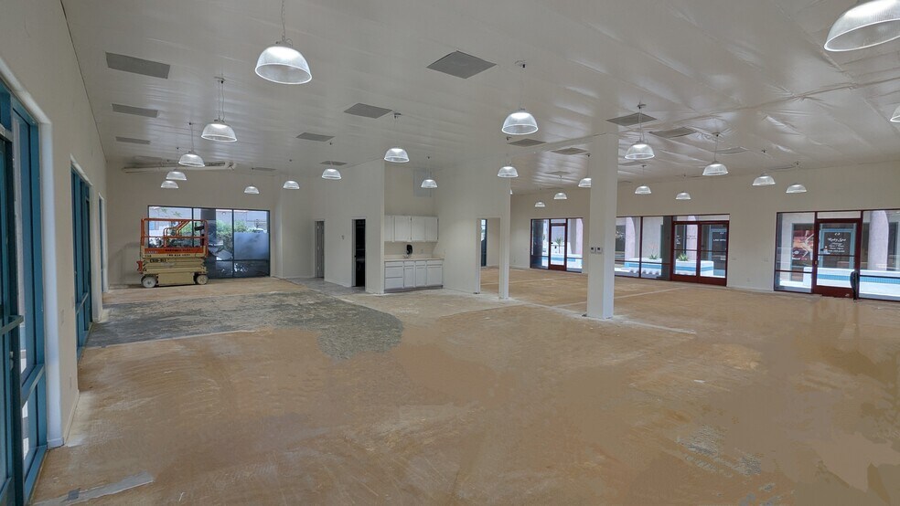 More Photos Of 68828 Ramon Rd, Cathedral City Office For Lease