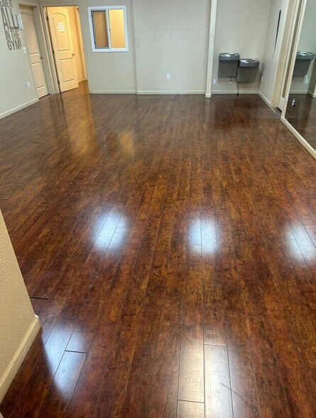 More Photos Of 100 E Robertson Blvd, Chowchilla Unknown For Lease