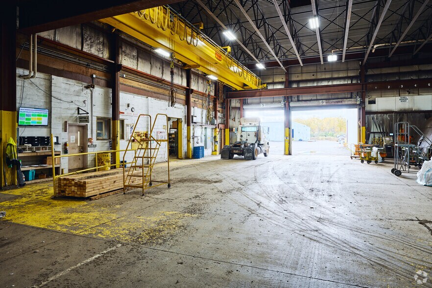 More Photos Of 4522 Wetzel Rd, Liverpool Manufacturing For Sale