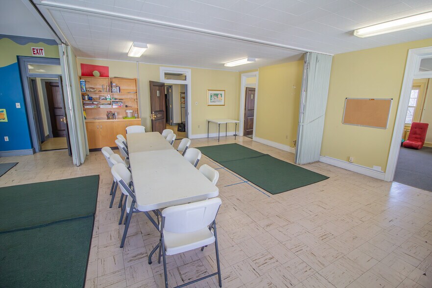 More Photos Of 181 Western ave, Albany Religious Facility For Sale