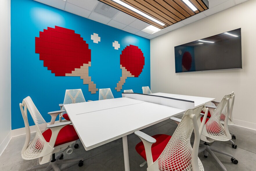 More Photos Of 747 R St, Fresno Office For Lease