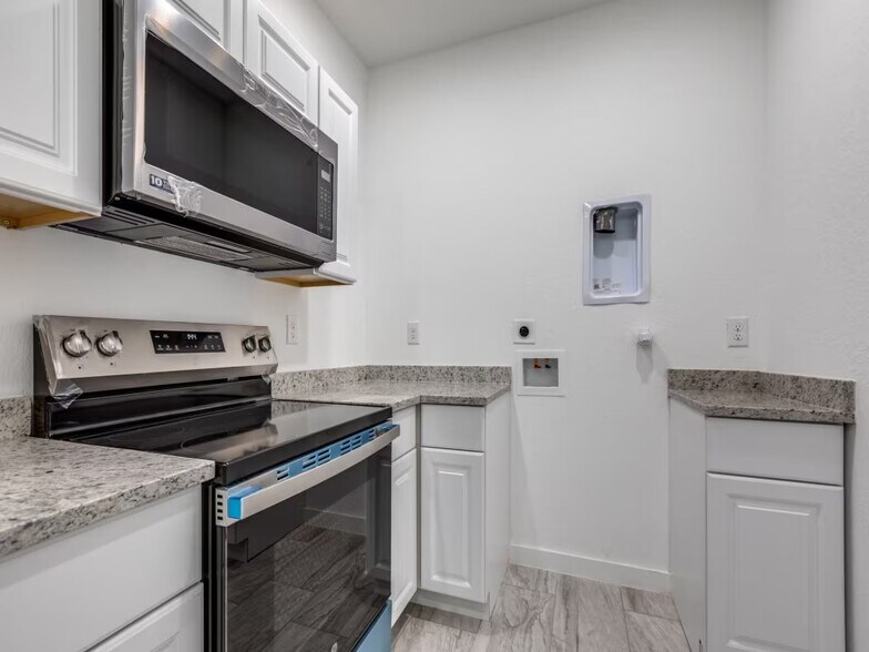 More Photos Of 100 Ingram Rd, San Antonio Apartments For Sale