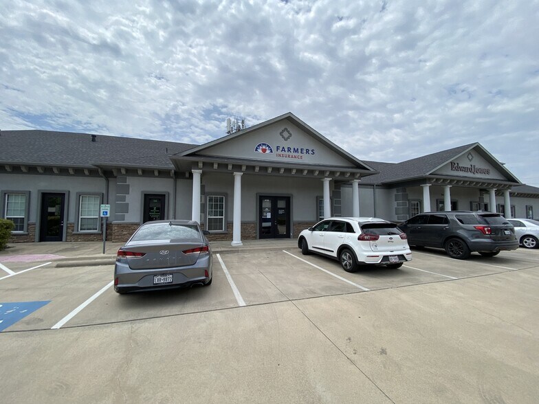 More Photos Of 5308-5310 N Tarrant Pky, Fort Worth Medical For Lease