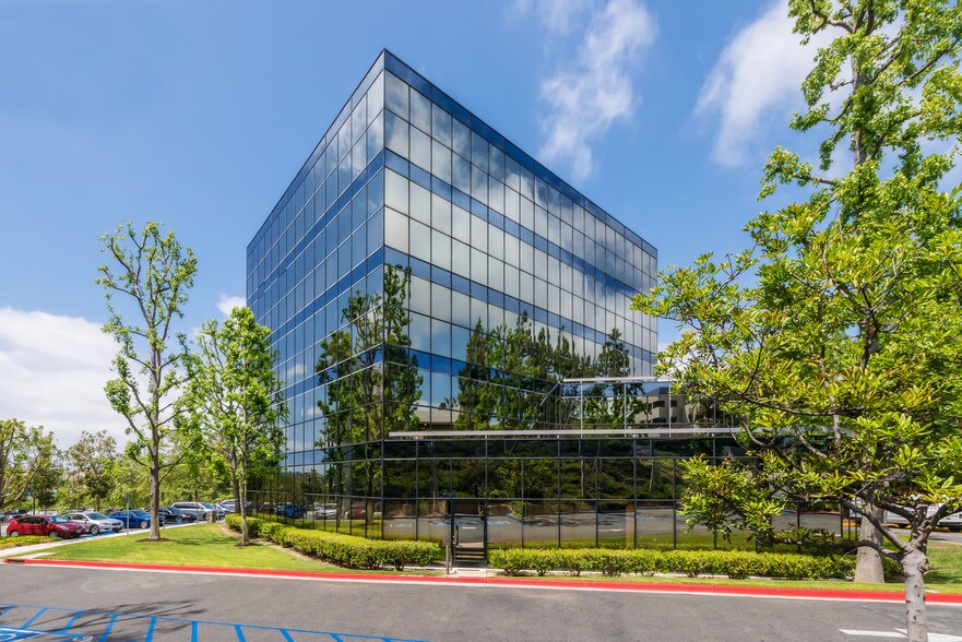 26732 Crown Valley Pkwy, Mission Viejo, CA 92691 Medical Office For