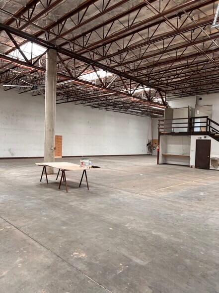 More Photos Of 4060 S 500 W, Salt Lake City Manufacturing For Lease