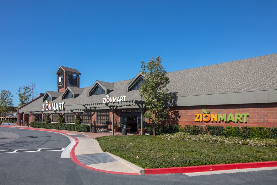 Primary Photo Of 5305-5331 University Dr, Irvine Unknown For Lease