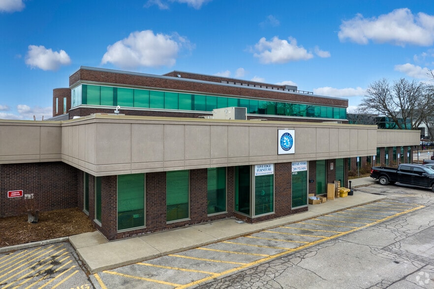 Primary Photo Of 874 Sinclair Rd, Oakville Office For Lease