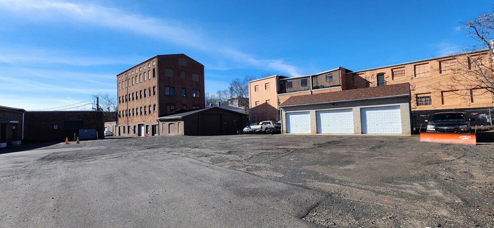 More Photos Of 5 Cross St, Meriden Warehouse For Sale
