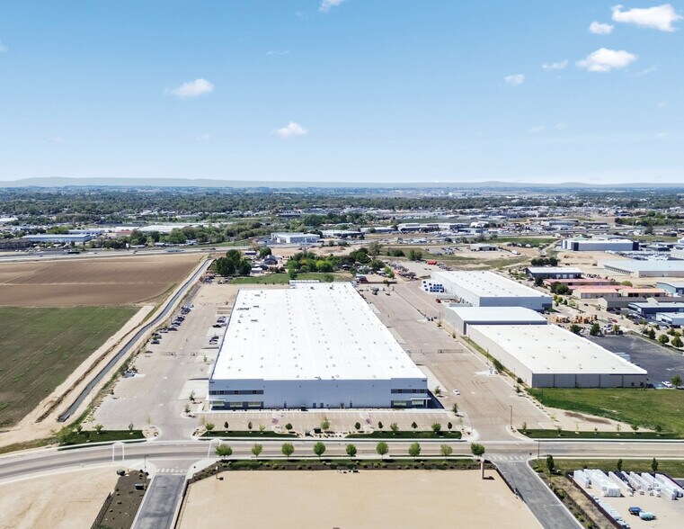 More Photos Of 1906 Smeed Pkwy, Caldwell Warehouse For Lease