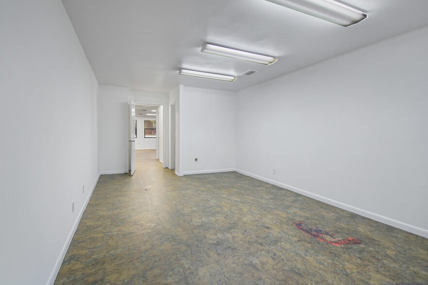 More Photos Of 1873 Everlee Rd, Jacksonville Industrial For Sale