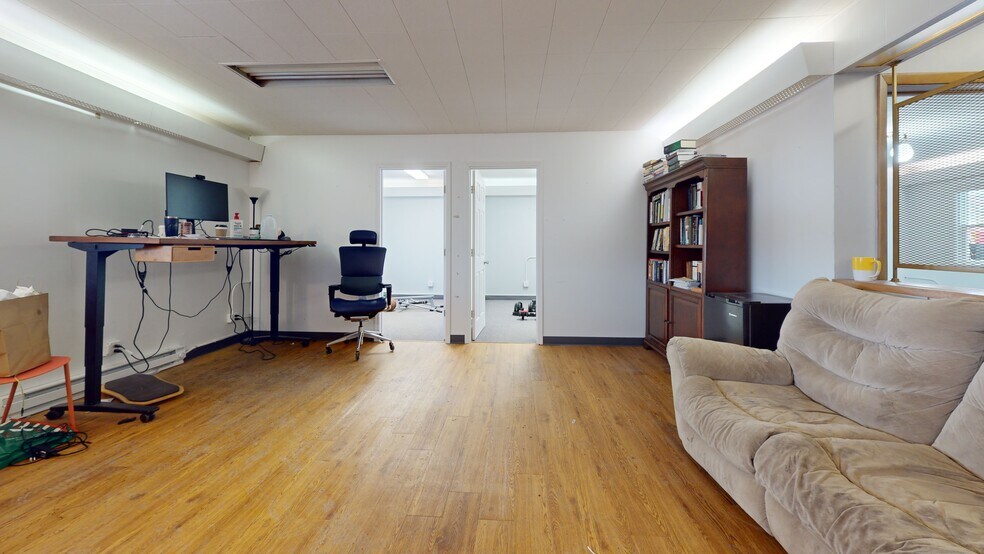 More Photos Of 3907-3907 Grand Ave, Duluth Storefront Retail Residential For Sale