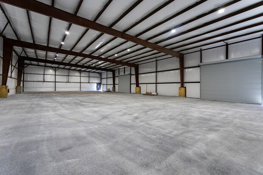 More Photos Of 1209 W Market St, Smithfield Industrial For Sale
