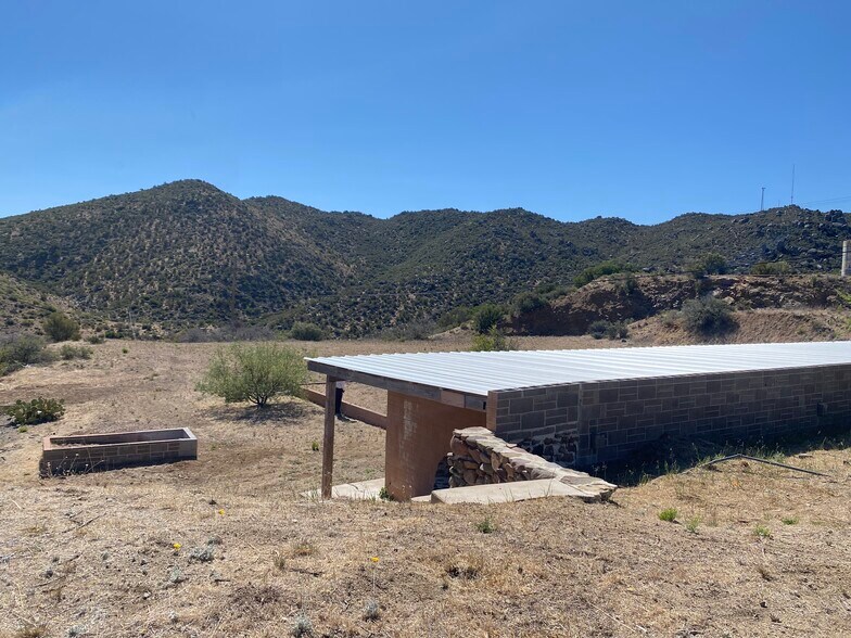 More Photos Of 0 White Spar Hwy, Yarnell Specialty For Lease