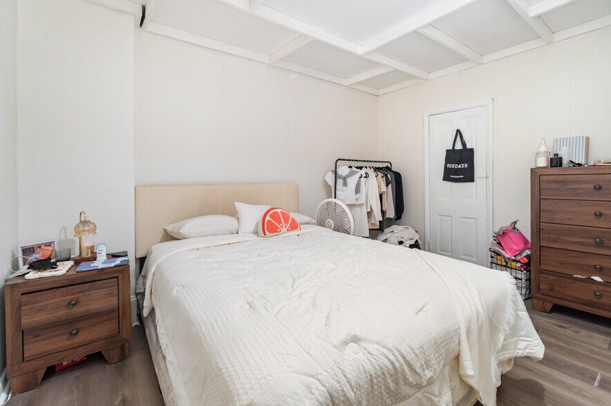 More Photos Of 1600 Regina St, Harrisburg Apartments For Sale