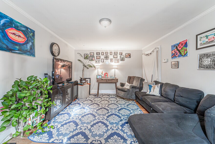 More Photos Of 419 Olive St, Branchburg Restaurant For Sale