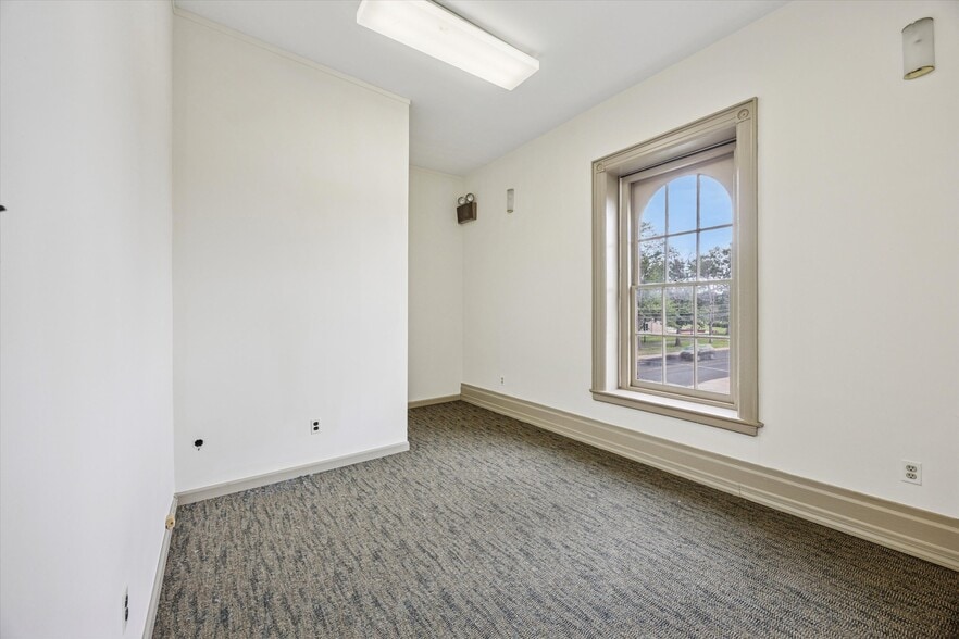 More Photos Of 300 Pond St, Bristol Office For Sale