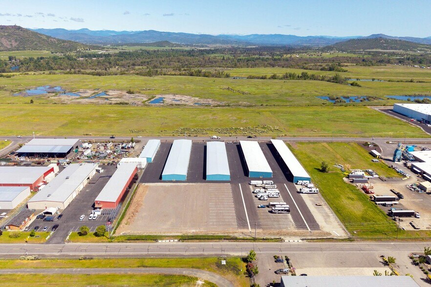 More Photos Of 1400 Avenue G, White City Self Storage For Sale