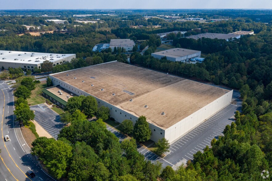 More Photos Of 2165 Northmont Pky, Duluth Warehouse For Lease