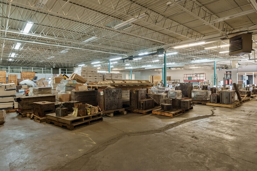 More Photos Of 6320 Material Ave, Loves Park Warehouse For Sale