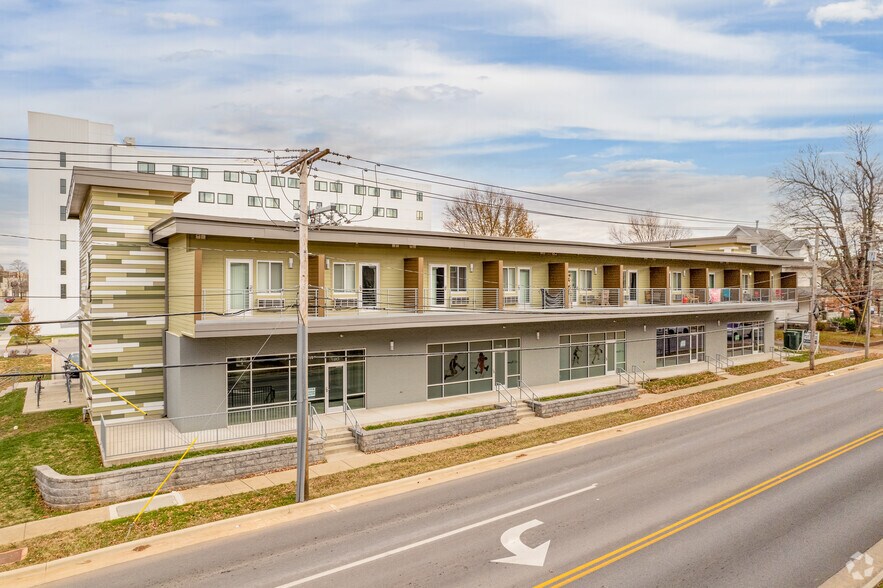 More Photos Of 616 E Madison St, Springfield Apartments For Lease