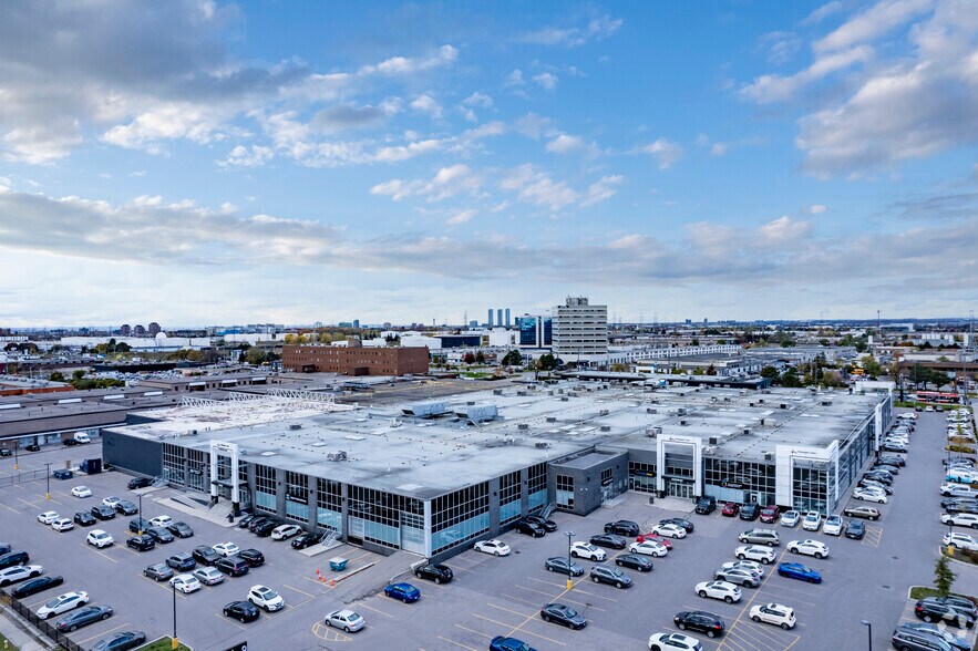 More Photos Of 2 Champagne Dr, Toronto Medical For Lease