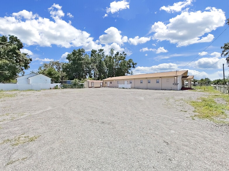 More Photos Of 3201 E Genessee St, Tampa Religious Facility For Sale