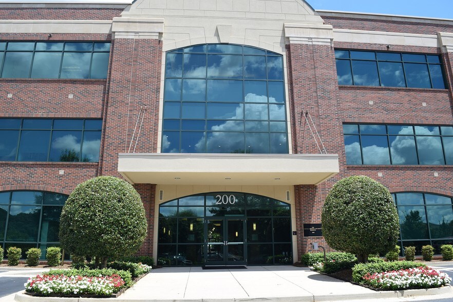 More Photos Of 2500 Daniells Bridge Rd, Athens Office For Lease