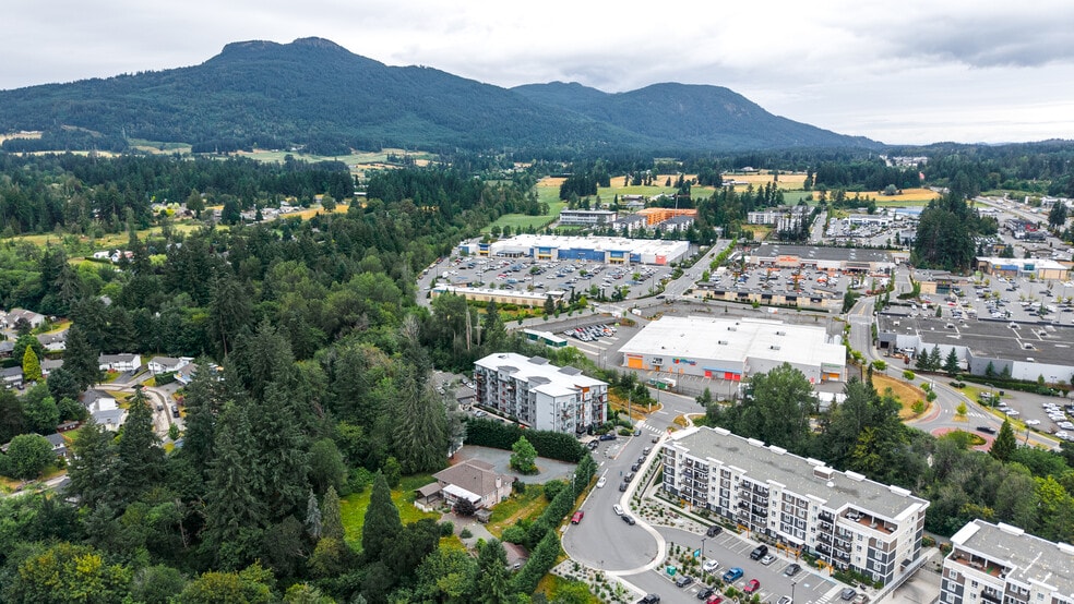 More Photos Of 4114 Crosland Pl, Duncan Apartments For Sale