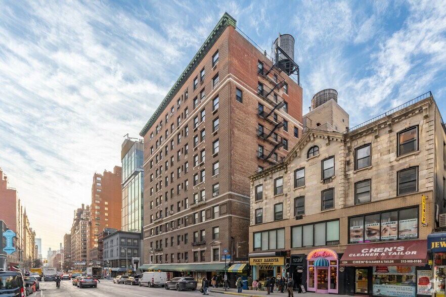 More Photos Of 1210-1218 Lexington Ave, New York Apartments For Lease