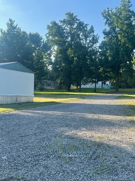 More Photos Of 106 Chance Cir, Mount Ida Multifamily For Sale
