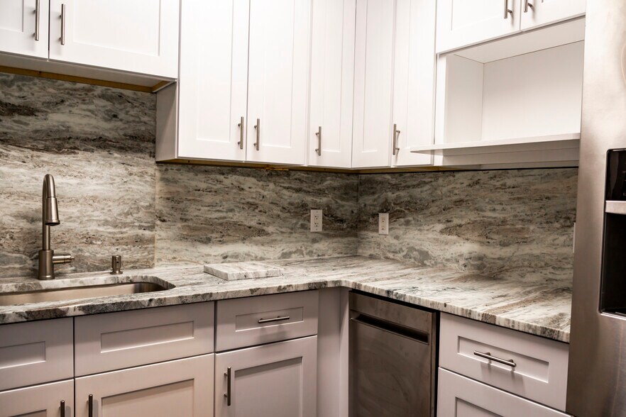 More Photos Of 319 Atlanta St SE, Marietta Office For Lease