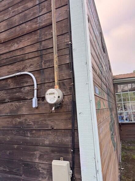 More Photos Of 12060 Highway 116 Hwy, Guerneville Storefront For Sale