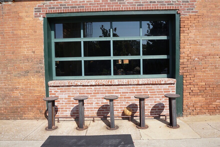 More Photos Of 201 Smythe St, Greenville Apartments For Lease