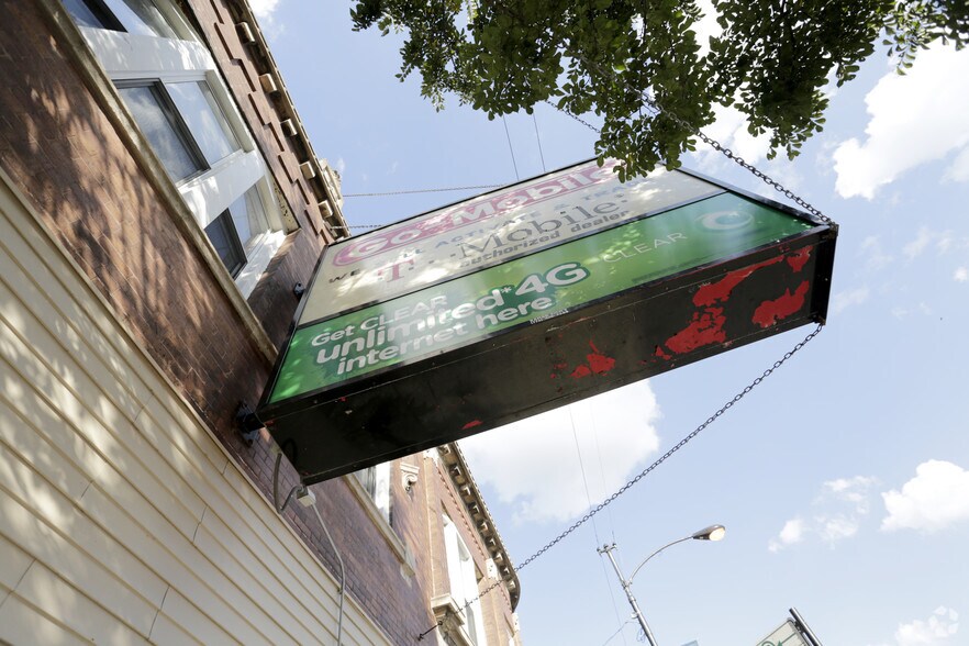 More Photos Of 4134-4136 W North Ave, Chicago Storefront Retail Residential For Lease