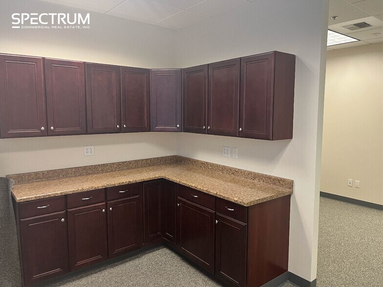 More Photos Of 27451 Tourney Rd, Valencia Medical For Lease