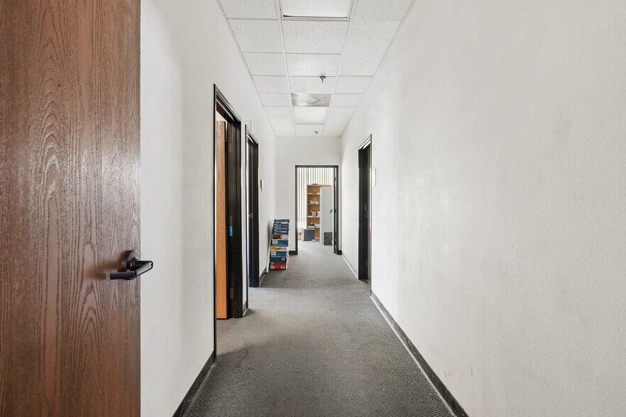 More Photos Of 3583 Old Conejo Rd, Newbury Park Manufacturing For Lease