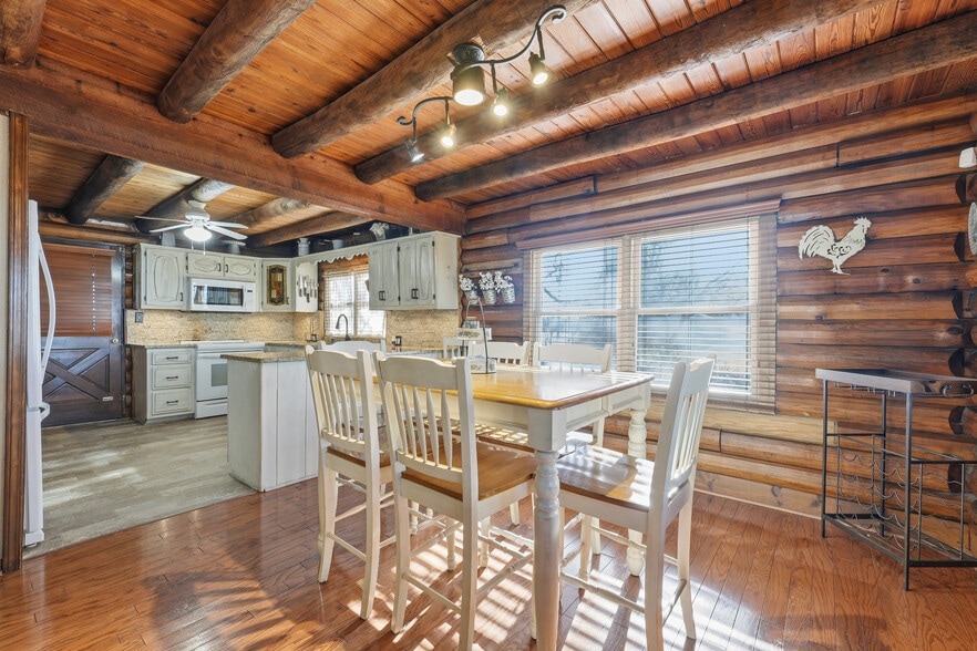 More Photos Of 12703 N Robinhood Ln, Kansas City Land For Sale