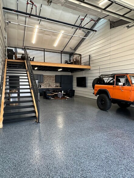 More Photos Of 7542 S Potomac St, Centennial Flex For Sale