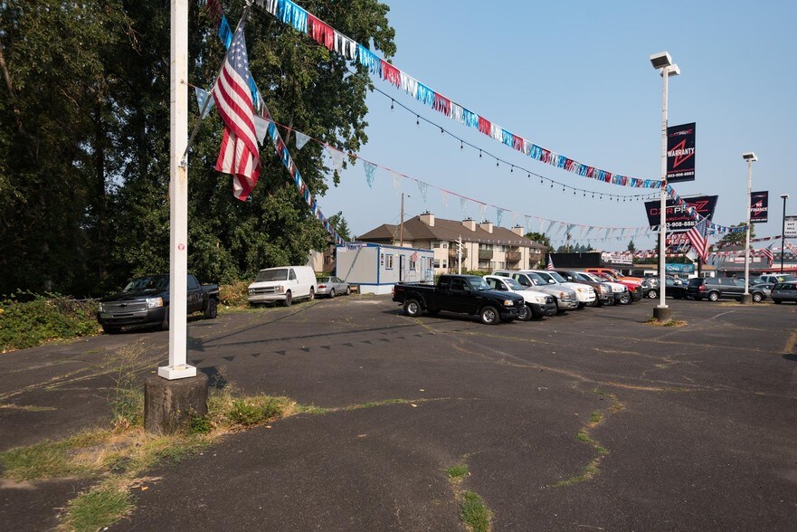 More Photos Of 20155 McLoughlin Blvd, Gladstone Land For Lease