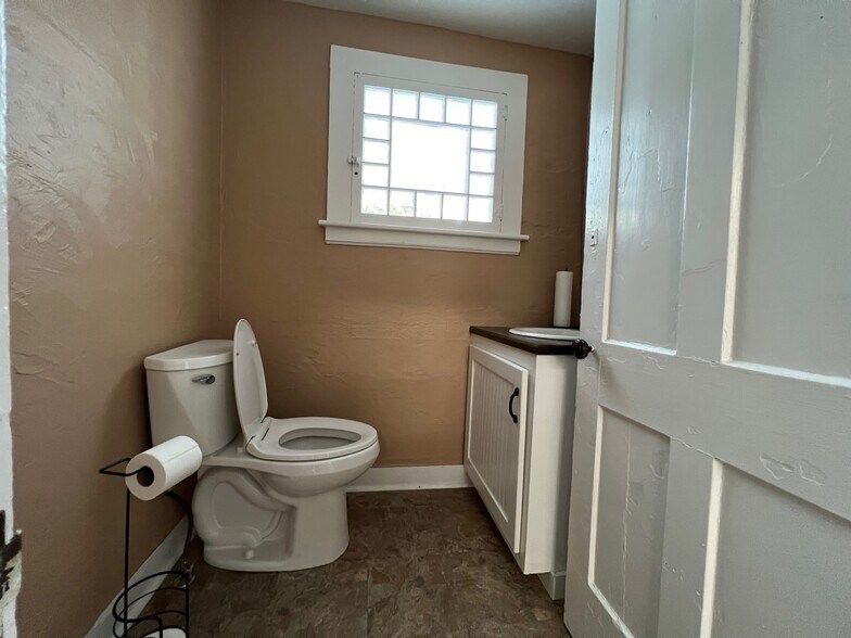 More Photos Of 75 Montcalm St, Ticonderoga Office Residential For Sale