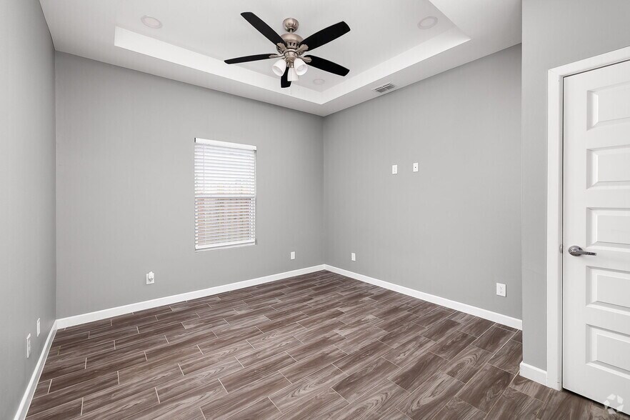 More Photos Of 205 Lauryn Dr, San Juan Apartments For Sale