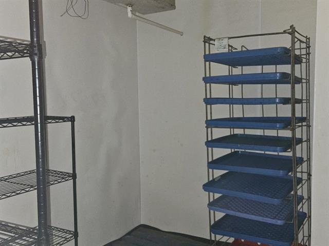 More Photos Of 204 S Central Ave, Coldwater Restaurant For Sale
