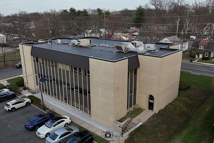 More Photos Of 1215 Livingston Ave, North Brunswick Office For Sale