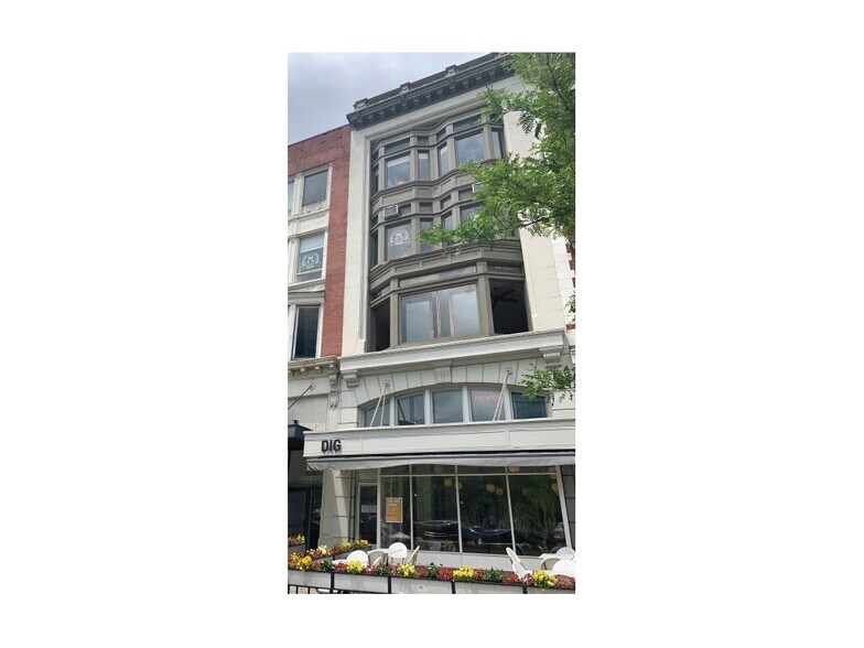 Primary Photo Of 557-561 Boylston St, Boston Office For Lease